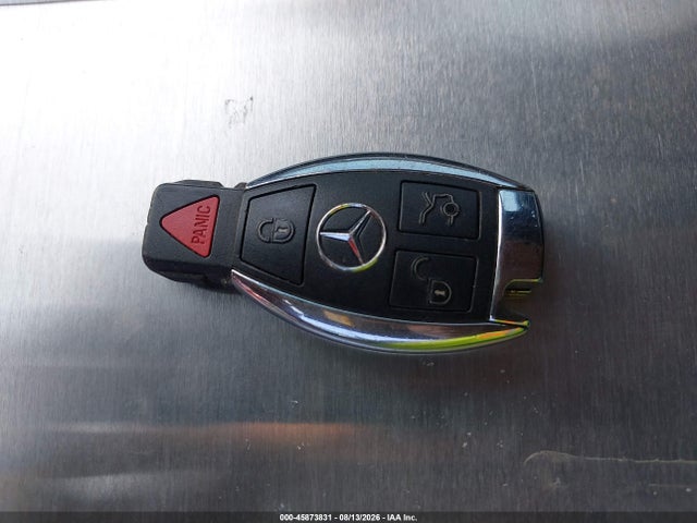 2013 Mercedes-benz C 300 Sport 4matic მანქანა იყიდება აუქციონზე, vin: WDDGF8ABXDA755447, აუქციონის ნომერი: 45873831