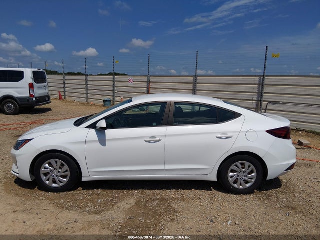 Продажа на аукционе авто 2020 Hyundai Elantra Se, vin: 5NPD74LF9LH611172, номер лота: 45873874