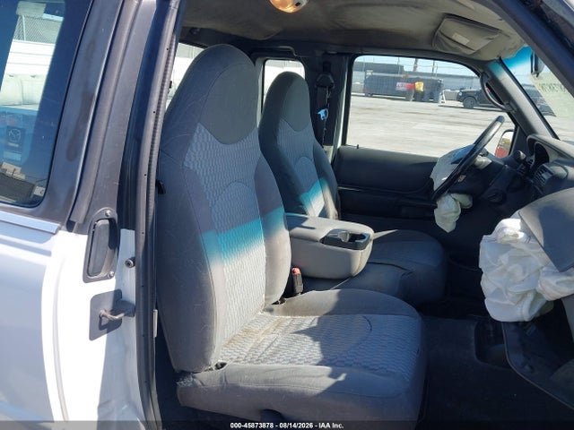 Продажа на аукционе авто 2003 Mazda B3000 Se, vin: 4F4YR46V73TM15748, номер лота: 45873878