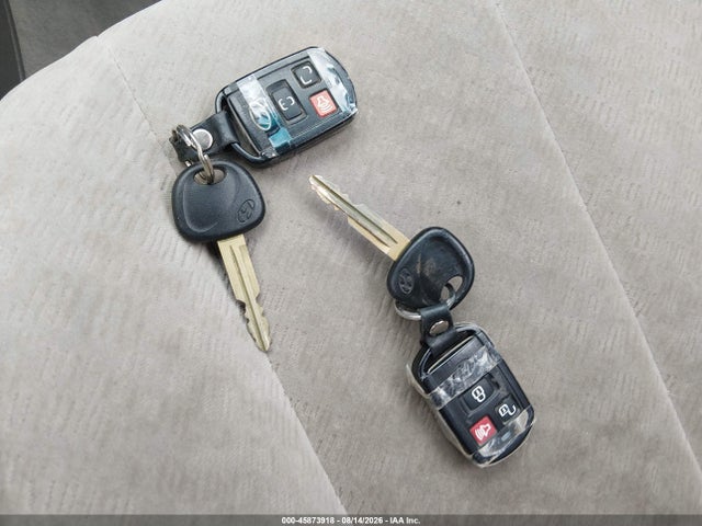 Продаж на аукціоні авто 2004 Hyundai Elantra Gls/gt, vin: KMHDN46D84U869038, номер лоту: 45873918