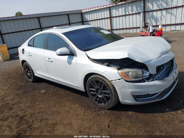 Volvo S60 T5 Premier 2015 YV1612TBXF1299882 Image 14
