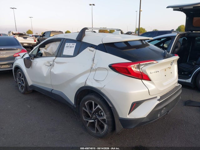 Toyota C-HR XLE 2021 JTNKHMBX8M1111183 Image 3