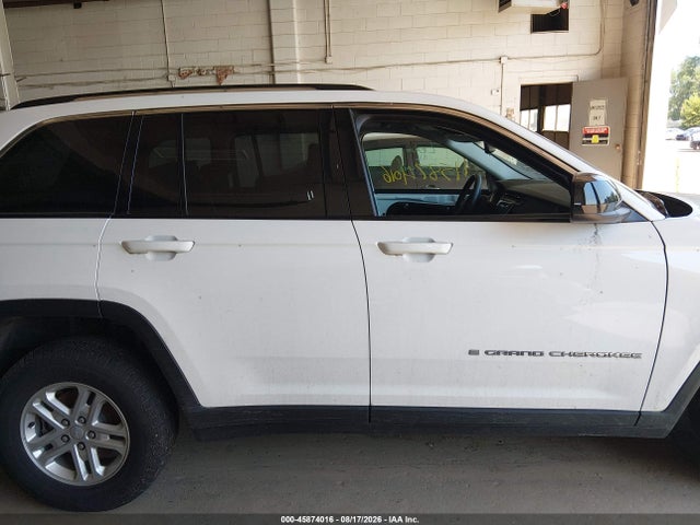 Продажа на аукционе авто 2023 Jeep Grand Cherokee Laredo 4x4, vin: 1C4RJHAG9PC640943, номер лота: 45874016