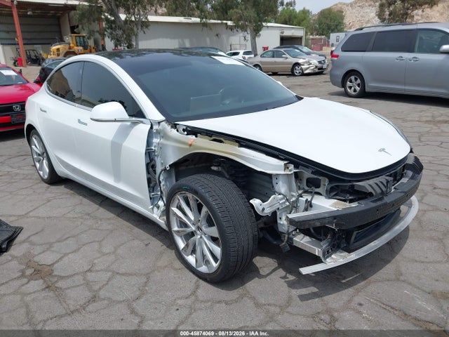 Tesla Model 3 Long Range/mid Range/standard Range/standard Range Plus 2019 5YJ3E1EA7KF402432 main image