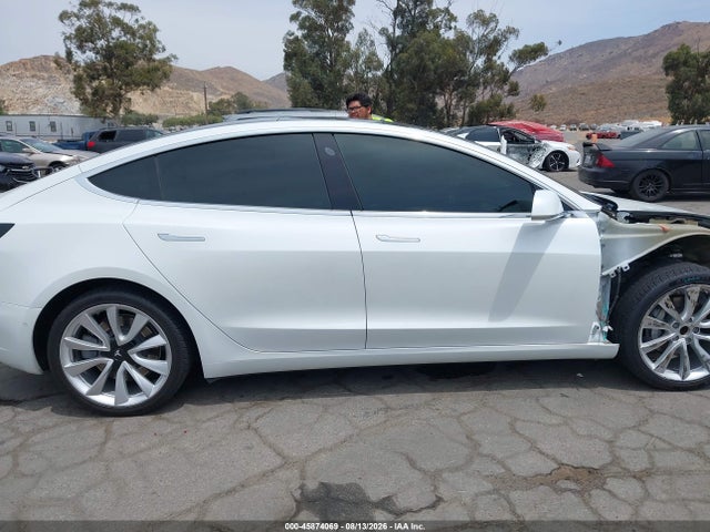 Tesla Model 3 Long Range/mid Range/standard Range/standard Range Plus 2019 5YJ3E1EA7KF402432 Image 14