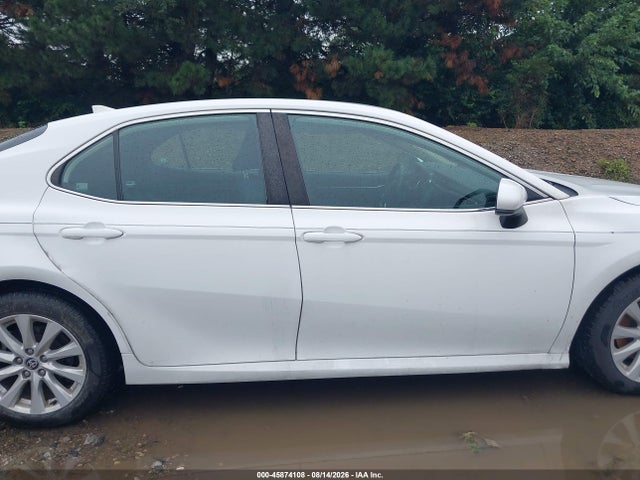 Продаж на аукціоні авто 2020 Toyota Camry Le, vin: 4T1C11AK9LU959048, номер лоту: 45874108