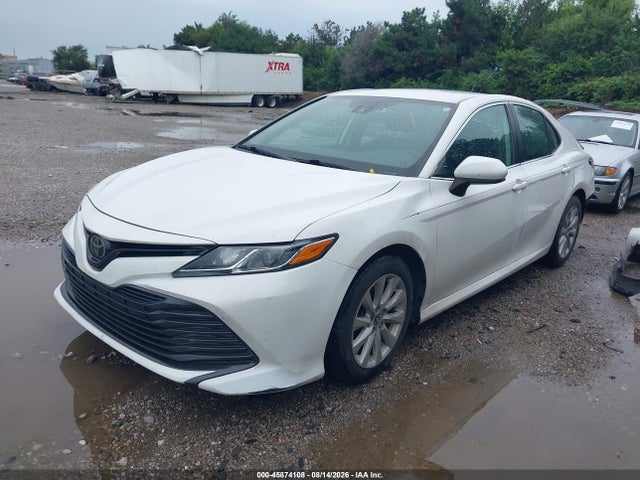 Продаж на аукціоні авто 2020 Toyota Camry Le, vin: 4T1C11AK9LU959048, номер лоту: 45874108