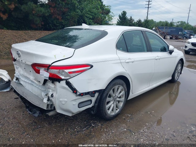 Продаж на аукціоні авто 2020 Toyota Camry Le, vin: 4T1C11AK9LU959048, номер лоту: 45874108