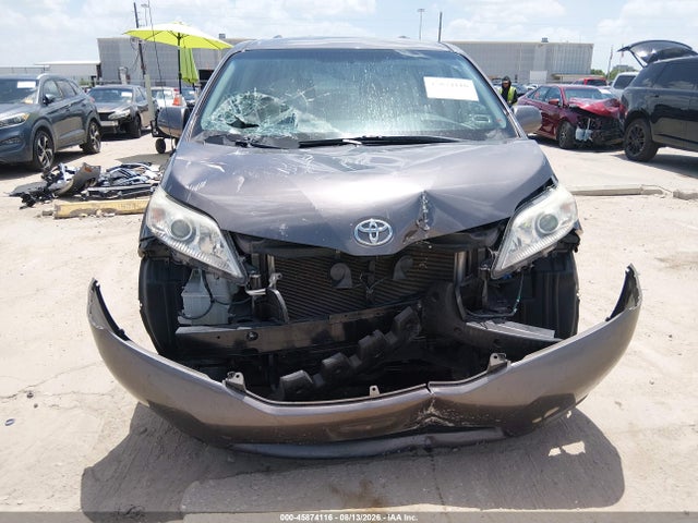 2012 Toyota Sienna Le V6 8 Passenger მანქანა იყიდება აუქციონზე, vin: 5TDKK3DC3CS274576, აუქციონის ნომერი: 45874116
