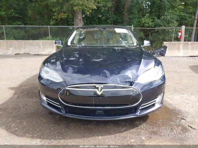 Продаж на аукціоні авто 2015 Tesla Model S 60/70/85, vin: 5YJSA1S19FFP72511, номер лоту: 45874124