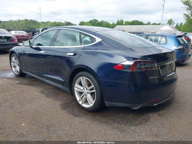 Продаж на аукціоні авто 2015 Tesla Model S 60/70/85, vin: 5YJSA1S19FFP72511, номер лоту: 45874124