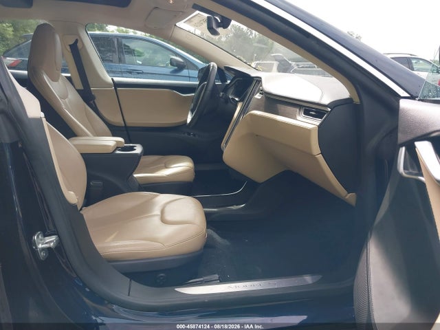 Продаж на аукціоні авто 2015 Tesla Model S 60/70/85, vin: 5YJSA1S19FFP72511, номер лоту: 45874124