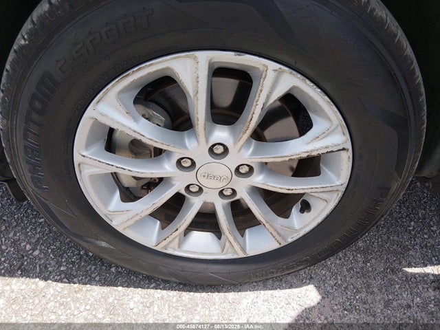 2020 Jeep Cherokee Latitude 4x4 მანქანა იყიდება აუქციონზე, vin: 1C4PJMCB5LD642095, აუქციონის ნომერი: 45874127