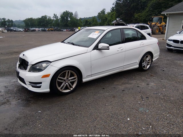 Auction sale of the 2013 Mercedes-benz C 300 Sport 4matic, vin: WDDGF8AB3DR296568, lot number: 45874179