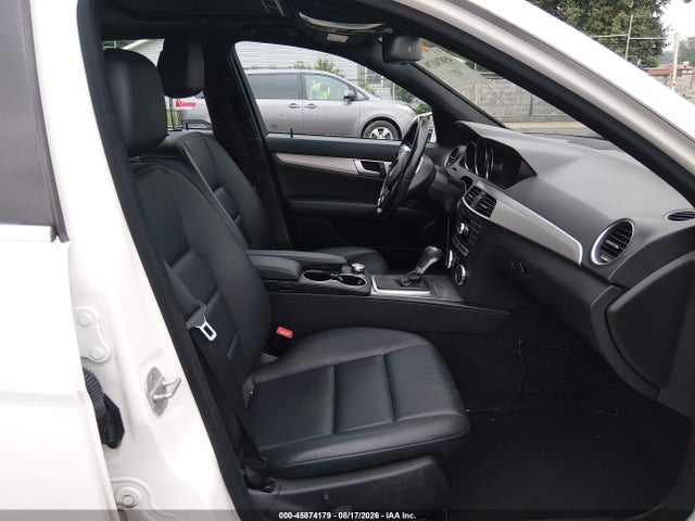 Auction sale of the 2013 Mercedes-benz C 300 Sport 4matic, vin: WDDGF8AB3DR296568, lot number: 45874179