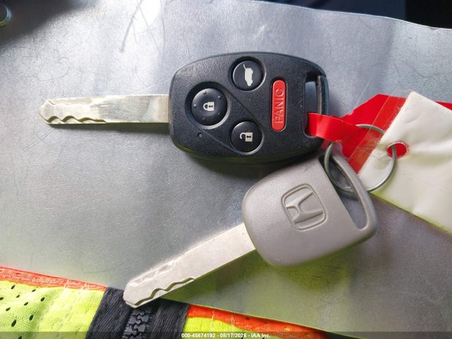 45874192 :رقم المزاد ، 5FNYF4H99BB001907 vin ، 2011 Honda Pilot Touring مزاد بيع