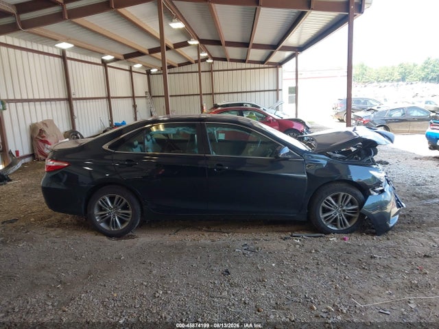 45874199 :رقم المزاد ، 4T1BF1FK3GU139155 vin ، 2016 Toyota Camry Se مزاد بيع