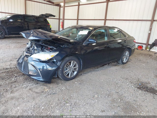 45874199 :رقم المزاد ، 4T1BF1FK3GU139155 vin ، 2016 Toyota Camry Se مزاد بيع