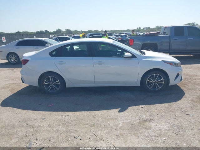 45874204 :رقم المزاد ، 3KPF24AD3NE460359 vin ، 2022 Kia Forte Lxs مزاد بيع