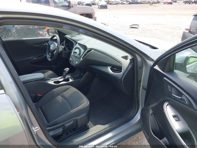 1G1ZD5ST3SF152024 Chevrolet Malibu Fwd 1lt