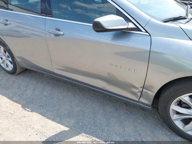 1G1ZD5ST3SF152024 Chevrolet Malibu Fwd 1lt