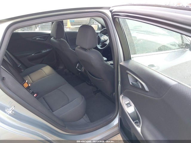 1G1ZD5ST3SF152024 Chevrolet Malibu Fwd 1lt