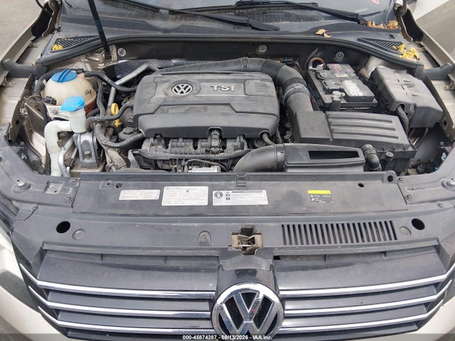2015 Volkswagen Passat 1.8t Wolfsburg Edition მანქანა იყიდება აუქციონზე, vin: 1VWAT7A38FC048346, აუქციონის ნომერი: 45874287