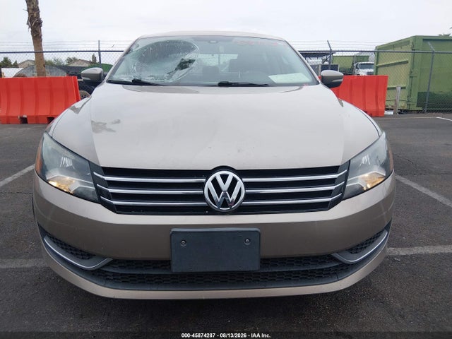 2015 Volkswagen Passat 1.8t Wolfsburg Edition მანქანა იყიდება აუქციონზე, vin: 1VWAT7A38FC048346, აუქციონის ნომერი: 45874287