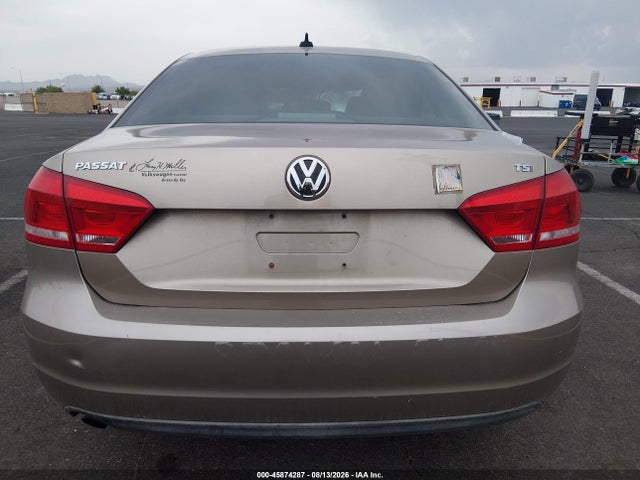 2015 Volkswagen Passat 1.8t Wolfsburg Edition მანქანა იყიდება აუქციონზე, vin: 1VWAT7A38FC048346, აუქციონის ნომერი: 45874287