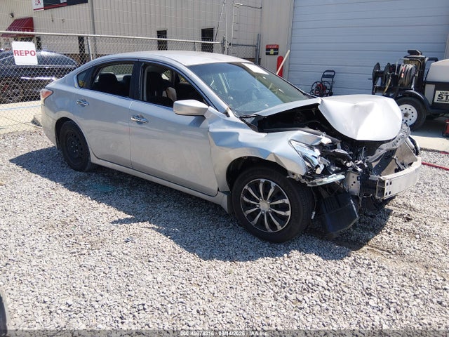 45874316 :رقم المزاد ، 1N4AL3AP0FN873757 vin ، 2015 Nissan Altima 2.5 S مزاد بيع
