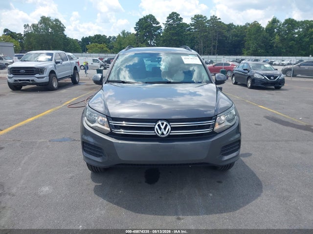 45874335 :رقم المزاد ، WVGAV7AX7FW565695 vin ، 2015 Volkswagen Tiguan S مزاد بيع