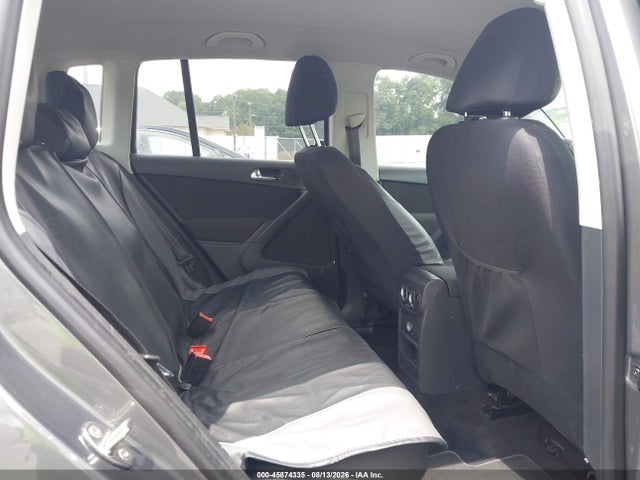 45874335 :رقم المزاد ، WVGAV7AX7FW565695 vin ، 2015 Volkswagen Tiguan S مزاد بيع