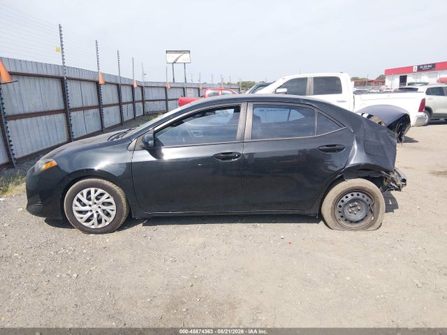 Продажа на аукционе авто 2017 Toyota Corolla Le, vin: 5YFBURHE8HP571299, номер лота: 45874363