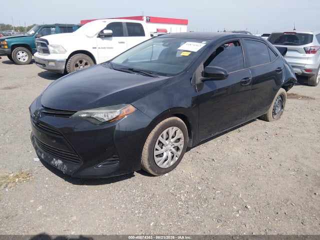 Продажа на аукционе авто 2017 Toyota Corolla Le, vin: 5YFBURHE8HP571299, номер лота: 45874363
