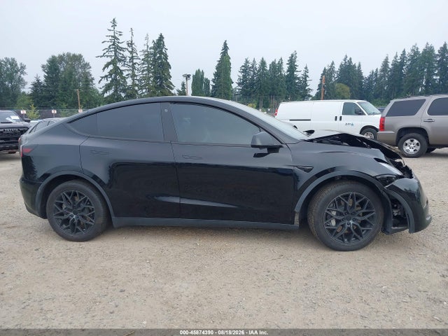 Продажа на аукционе авто 2022 Tesla Model Y Long Range Dual Motor All-wheel Drive, vin: 7SAYGDEE4NF368347, номер лота: 45874390
