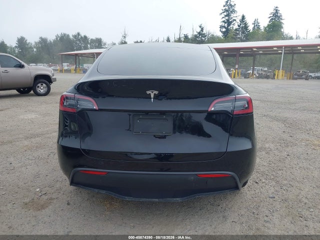 Продажа на аукционе авто 2022 Tesla Model Y Long Range Dual Motor All-wheel Drive, vin: 7SAYGDEE4NF368347, номер лота: 45874390