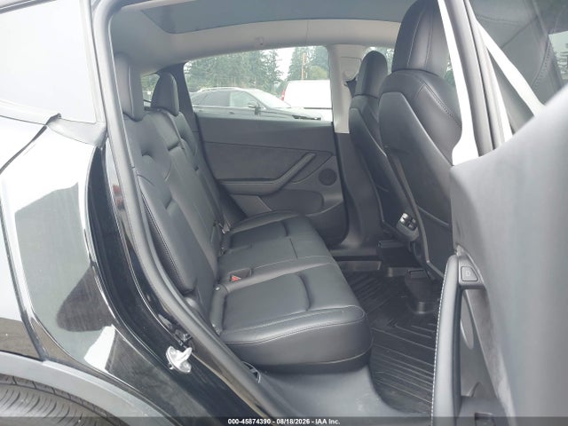Продажа на аукционе авто 2022 Tesla Model Y Long Range Dual Motor All-wheel Drive, vin: 7SAYGDEE4NF368347, номер лота: 45874390