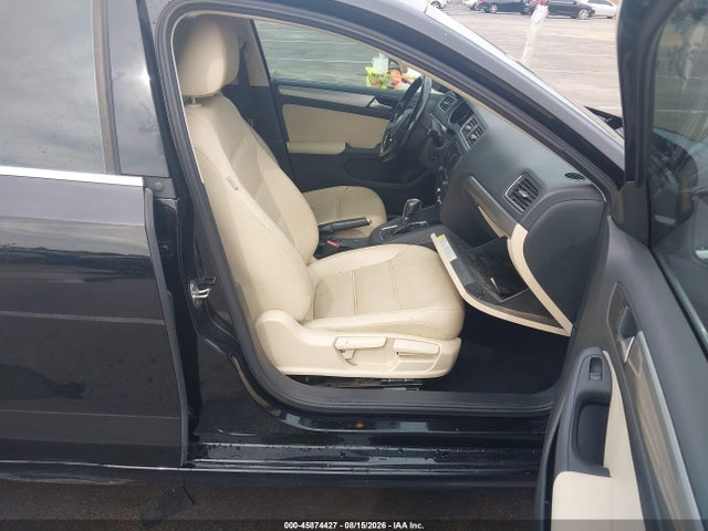 45874427 :رقم المزاد ، 3VWDB7AJ3HM354256 vin ، 2017 Volkswagen Jetta 1.4t Se مزاد بيع