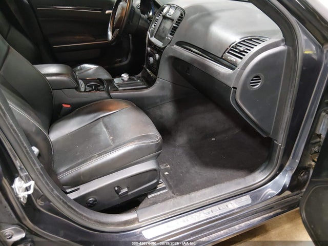 45874480 :رقم المزاد ، 2C3CCAGG1JH321172 vin ، 2018 Chrysler 300 300s Awd مزاد بيع