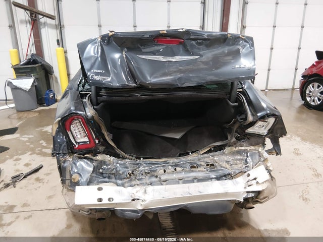45874480 :رقم المزاد ، 2C3CCAGG1JH321172 vin ، 2018 Chrysler 300 300s Awd مزاد بيع