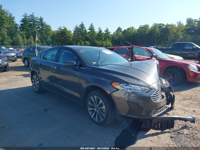 2019 3FA6P0T93KR217342 main image