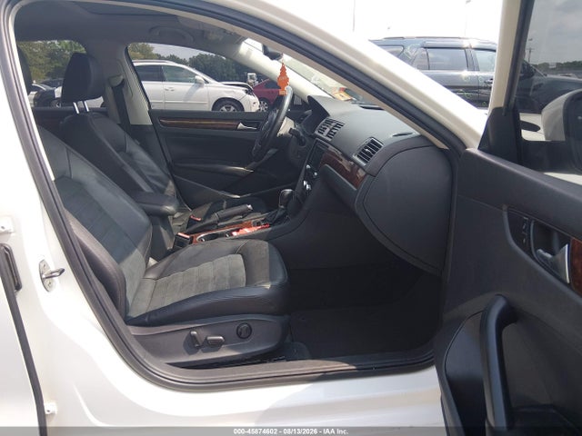Продаж на аукціоні авто 2013 Volkswagen Passat 3.6l V6 Sel Premium, vin: 1VWCM7A36DC014621, номер лоту: 45874602