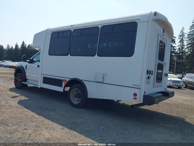 Ford F-550 Chassis Xl 2021 1FDUF5GN9MEC62991 Image 3