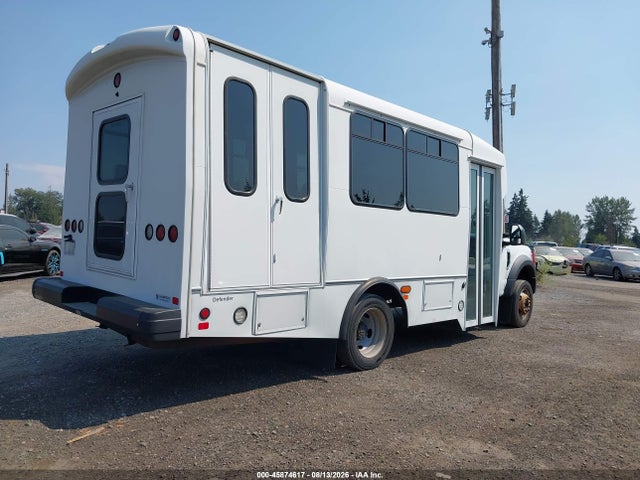 Ford F-550 Chassis Xl 2021 1FDUF5GN9MEC62991 Image 4