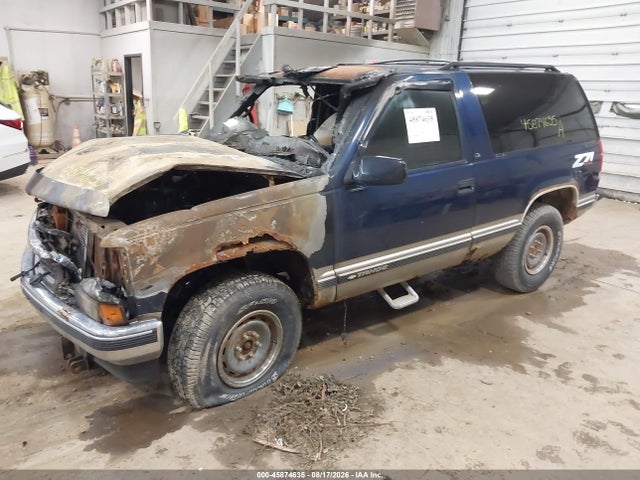 Продажа на аукционе авто 1999 Chevrolet Tahoe, vin: 3GNEK18R8XG190944, номер лота: 45874635