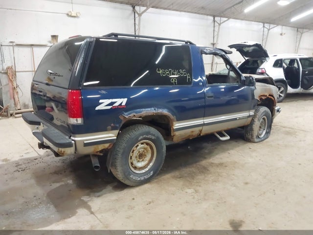 Продажа на аукционе авто 1999 Chevrolet Tahoe, vin: 3GNEK18R8XG190944, номер лота: 45874635