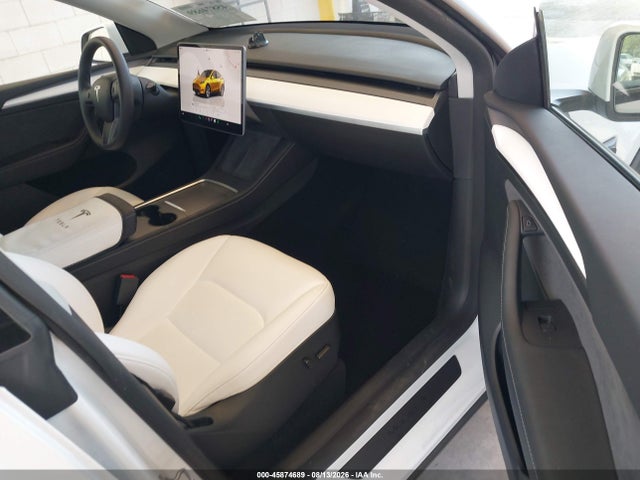 45874689 :رقم المزاد ، 7SAYGDEE6RF051109 vin ، 2024 Tesla Model Y Long Range Dual Motor All-wheel Drive مزاد بيع