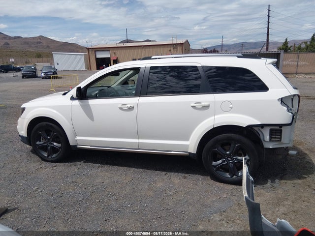 3C4PDDGG1JT430959 Dodge Journey Crossroad Awd