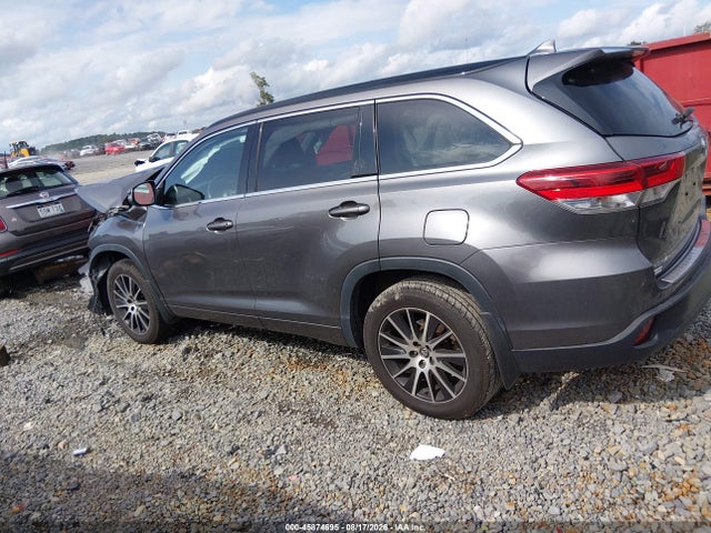 45874695 :رقم المزاد ، 5TDJZRFH2JS897073 vin ، 2018 Toyota Highlander Se مزاد بيع
