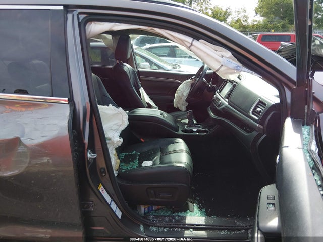 45874695 :رقم المزاد ، 5TDJZRFH2JS897073 vin ، 2018 Toyota Highlander Se مزاد بيع